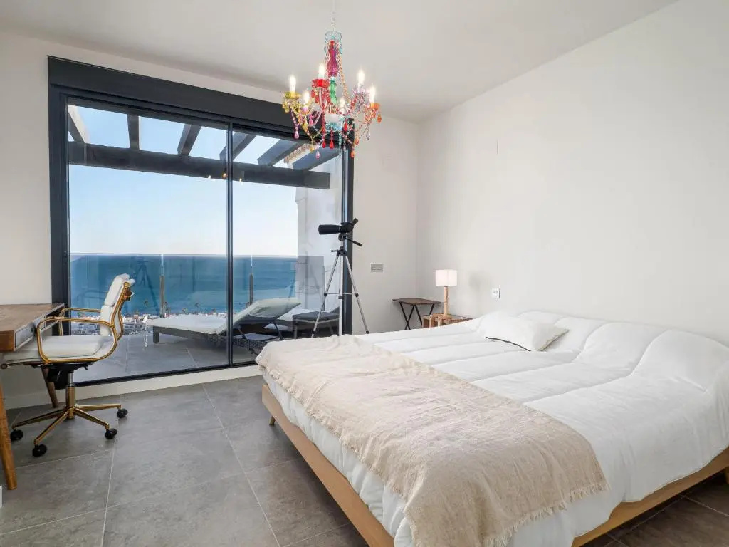 Blue Suite 2346