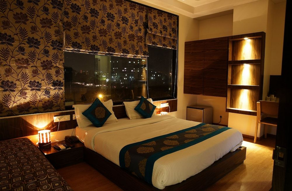 FabHotel Harsh Paradise - Malviya Nagar