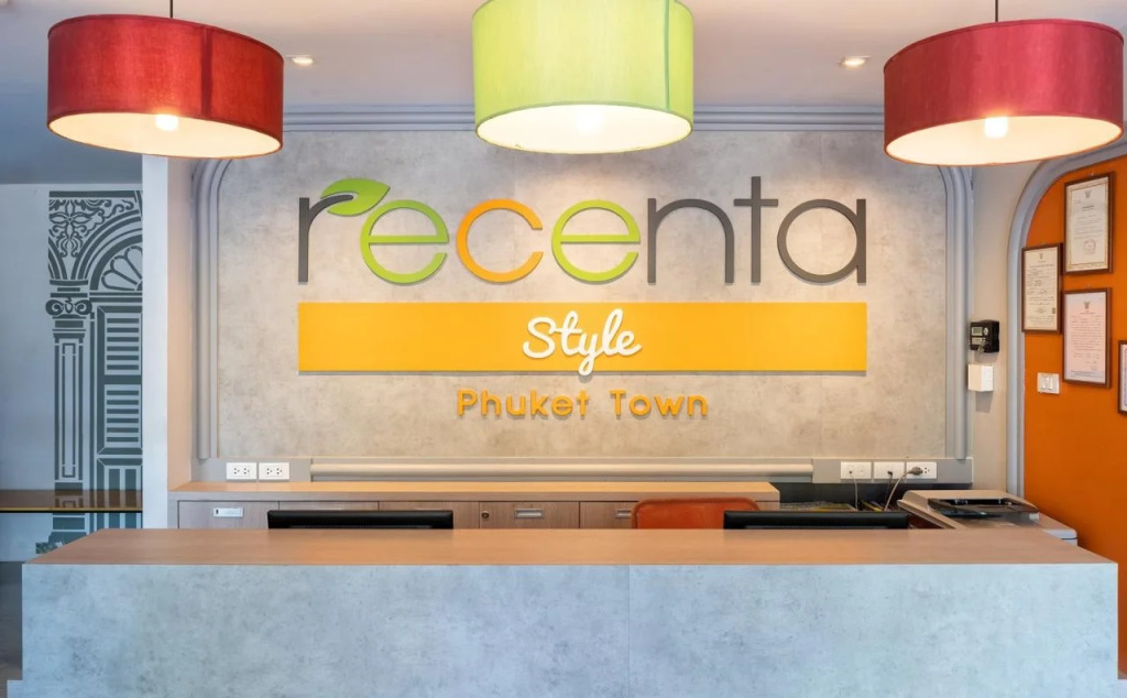 Отель Recenta Style Phuket Town