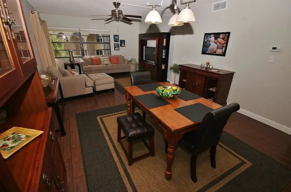 Seaward B103 Apartment 2