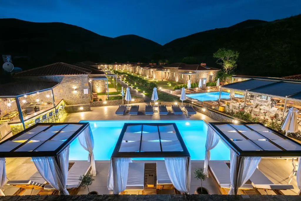 Angelikon 2 Luxurious Apartments