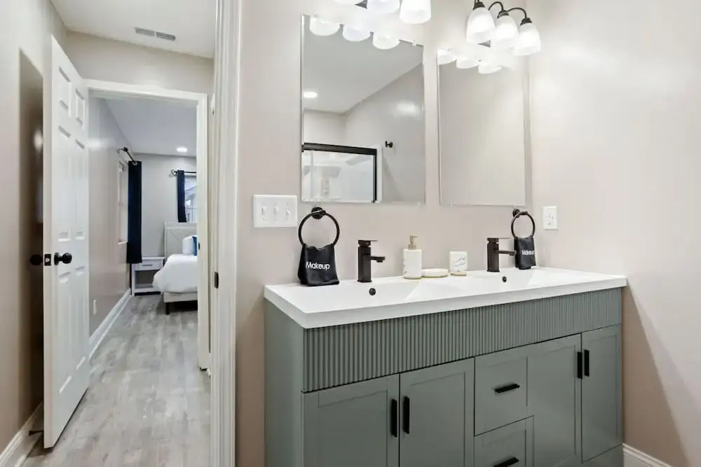 Chic Boho Retreat Near Downtown