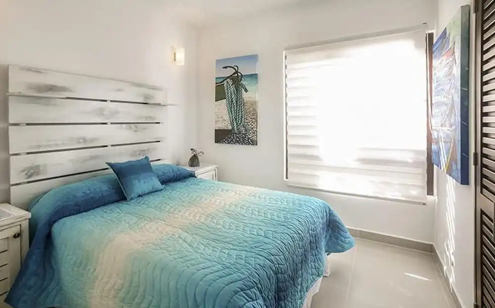 HIRA M4 Sea style Condo by Gate48