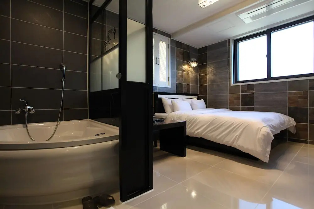 Russo Hotel