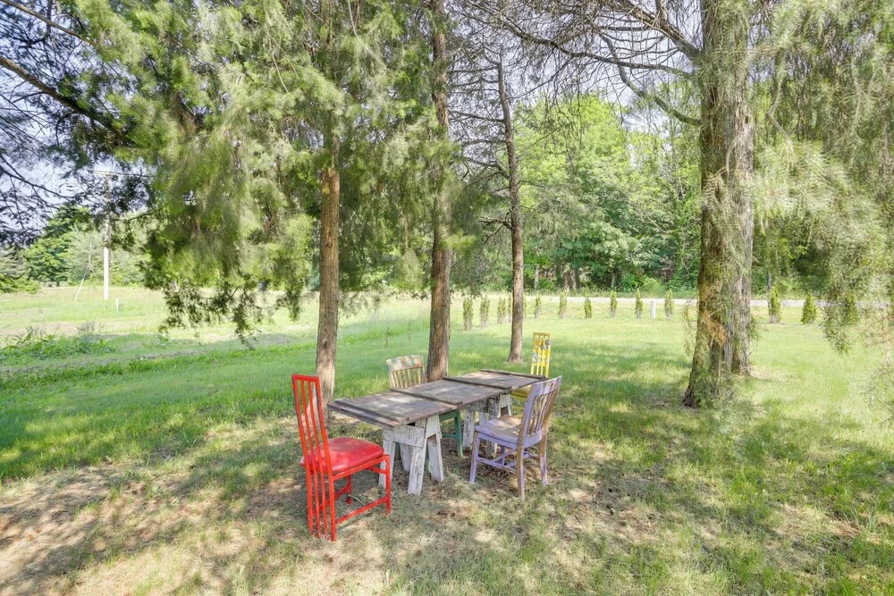 South Haven Farmhouse w/ Fire Pit, 4 Mi to Beach