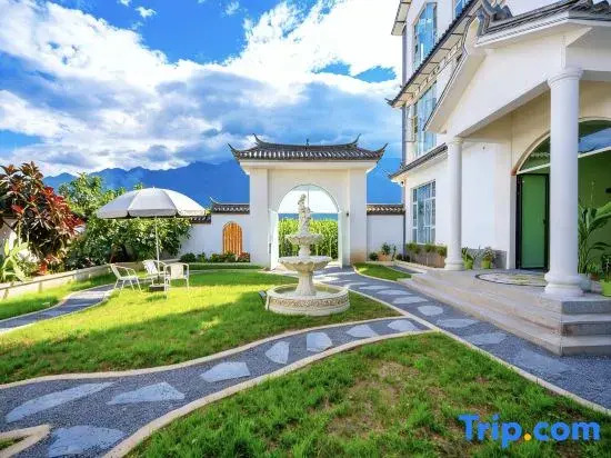 Huapan Lvye · French Romantic | Dreamy Garden-Themed Boutique Homestay (Dali Ancient City Branch)