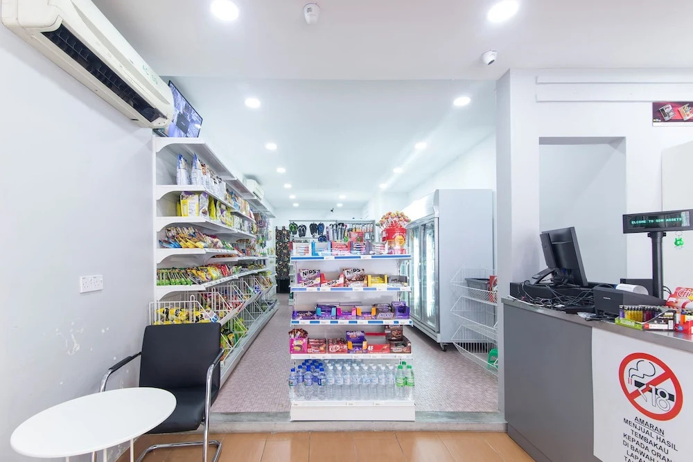 ZEN Rooms Basic Imbi