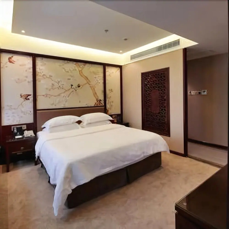 Yinjia Hotel