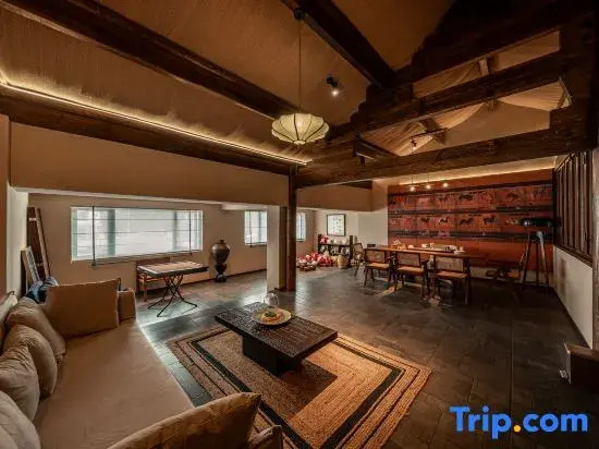 Cangmi Muye Designer Resort Manor (Lijiang Ancient City Branch)