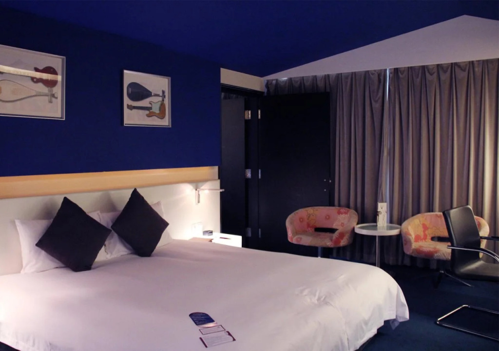 voco Suzhou Guanqian Street by IHG