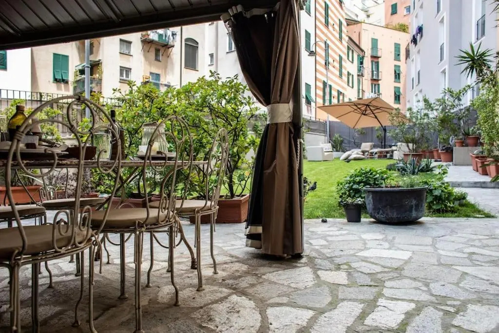 FICO MAGICO giardino in centro Citra 2579