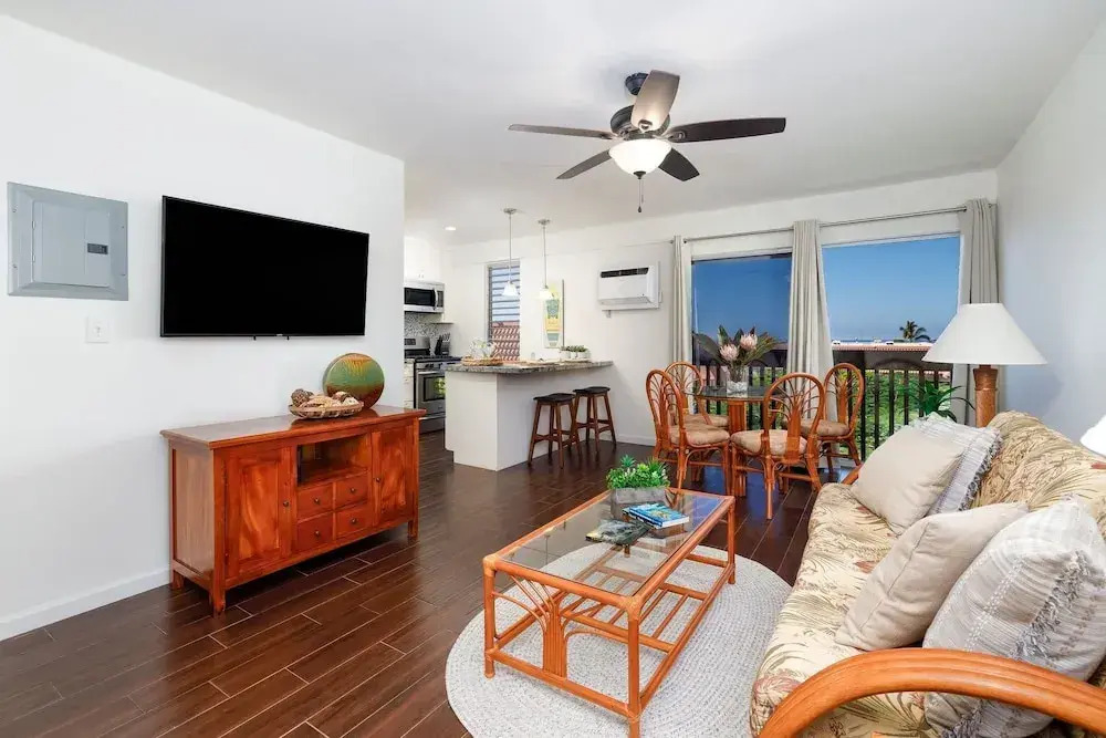 Kona Mansions E333 1 Bedroom Condo