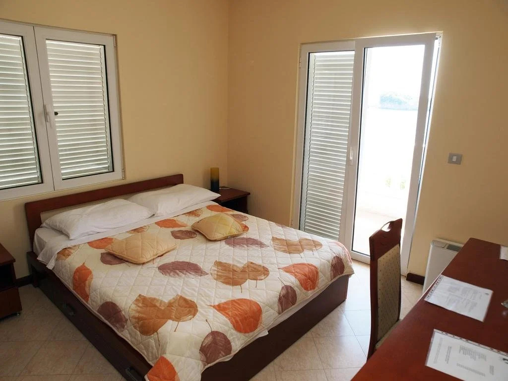 Hotel R