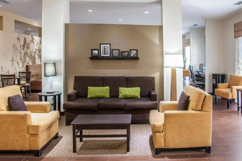 Sleep Inn & Suites Bismarck I-94