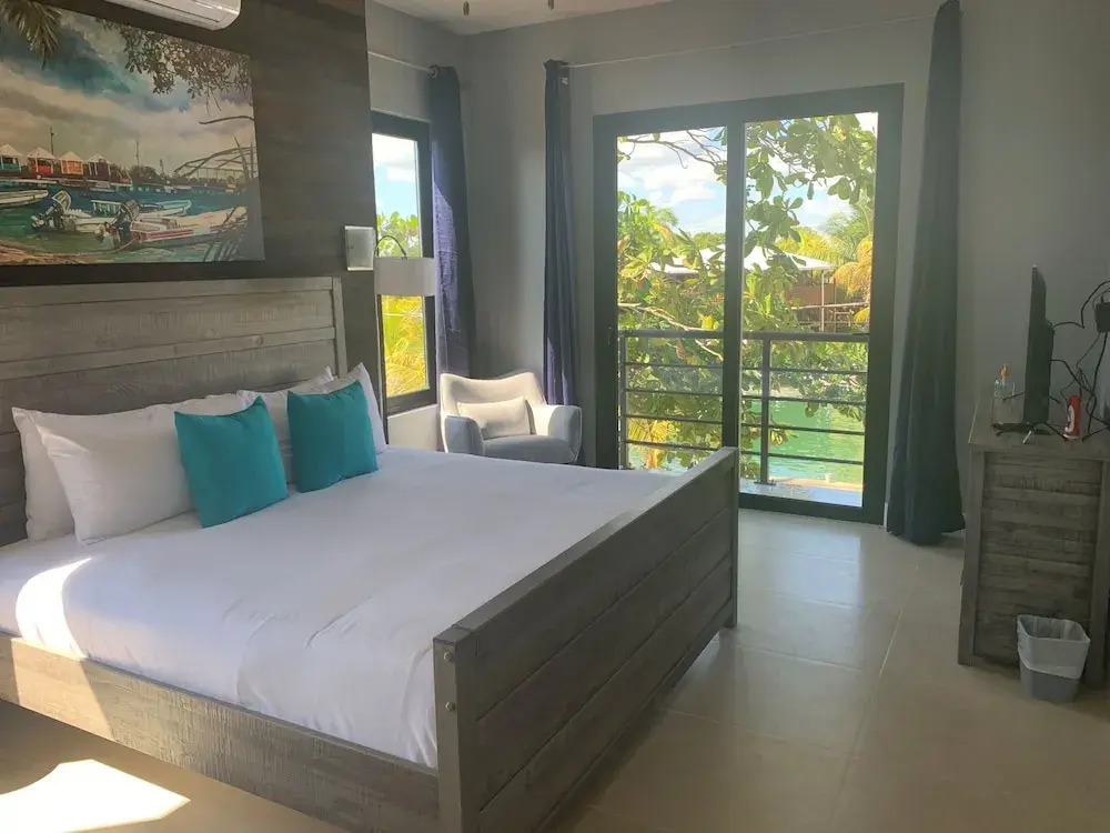 Sunset Gecko Condos - Unit 2A