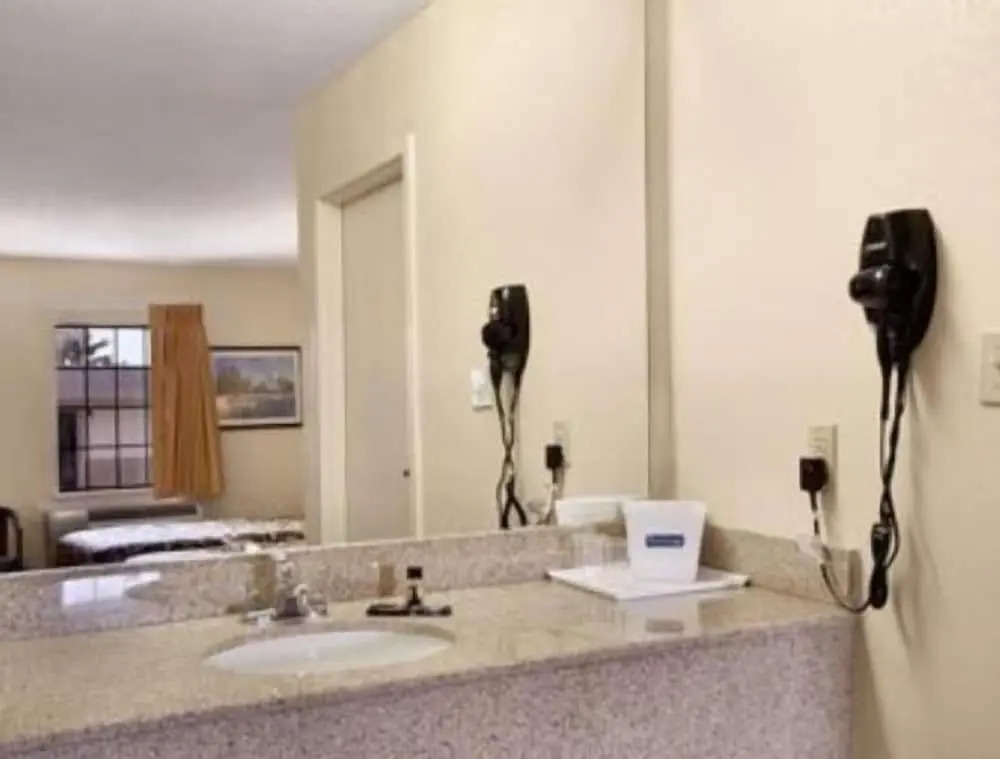 Best Way Inn and Suites - New Orleans