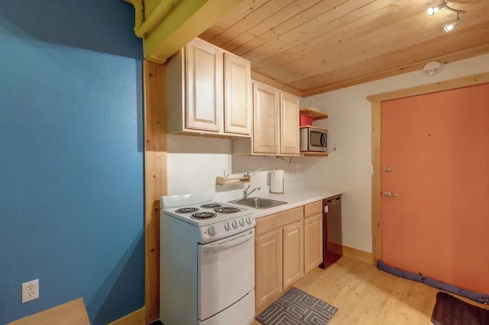 Mt Baker Lodging Condo - Perfect for Smaller Families on the Go