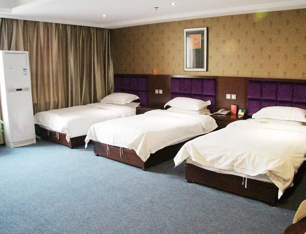 Zhongmou Hotel