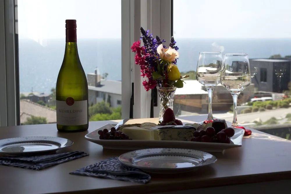 Sapphire Shores Luxury Retreat