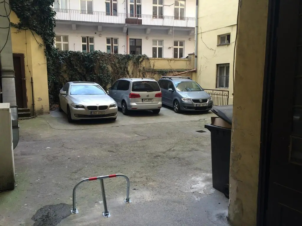 Hostel Opletalova