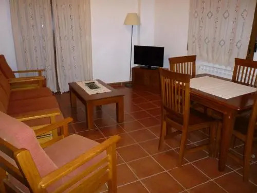 Apartamentos El Pajar Alcala de la Selva