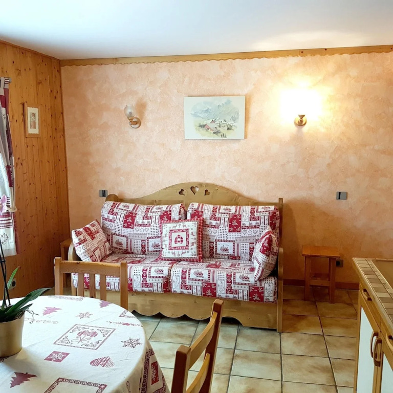 Studio in Les Gets, With Wonderful Mountain View, Furnished Garden and