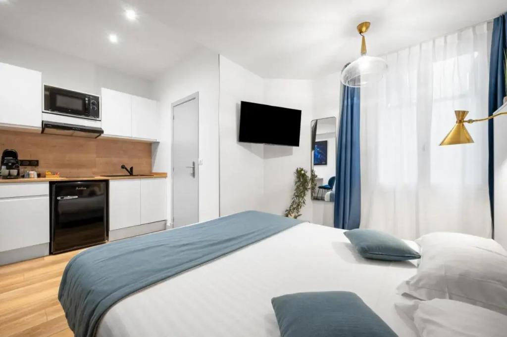 Azur City Home