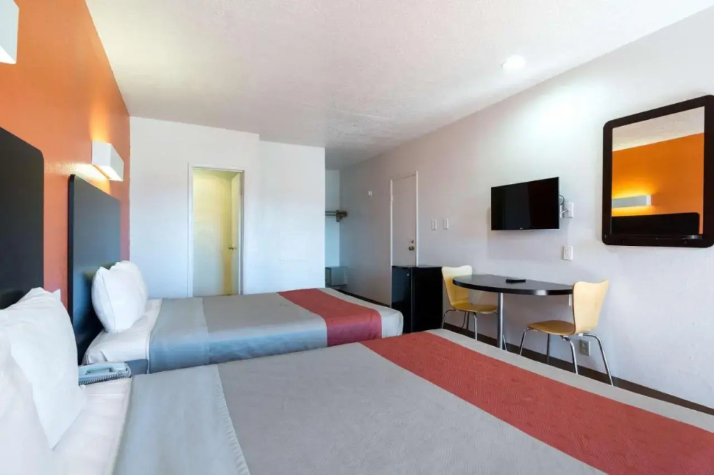 Santa Fe Plaza Travelodge