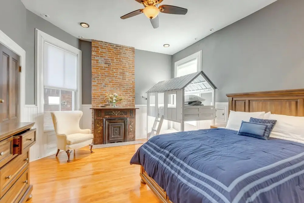Home 2 Mi to Dtwn St Louis: Great for Families!