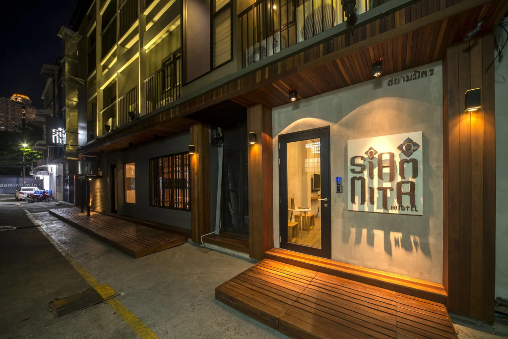 Siam Mitr Hostel