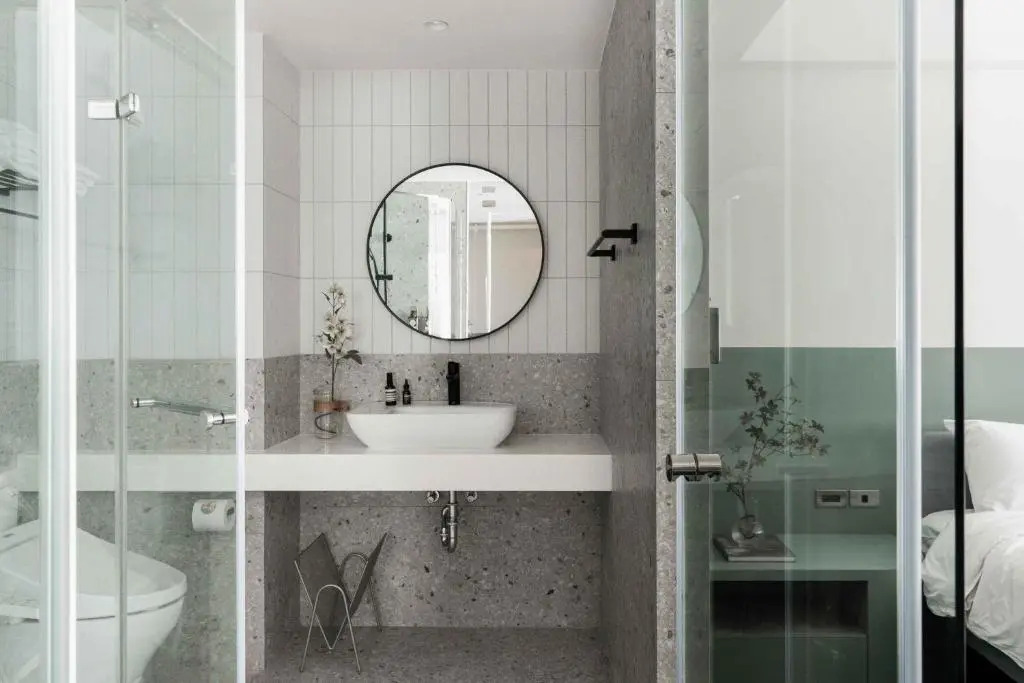 Lin Apartments by Olala Homes
