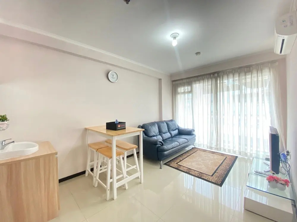 Spacious and Tranquil 2BR Apartment Gateway Pasteur By Travelio