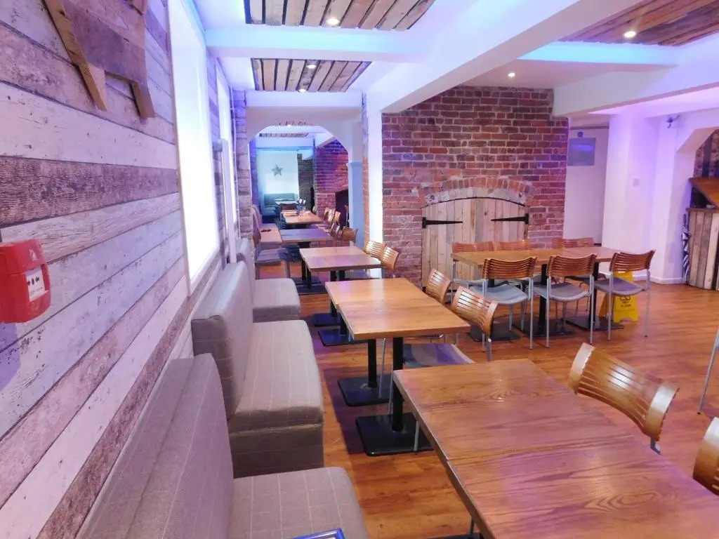 The Jubilee Hotel West- with NEWLY REFURBISHED SPA FACILITIES - GAMESPIT - AND SMOKEHOUSE