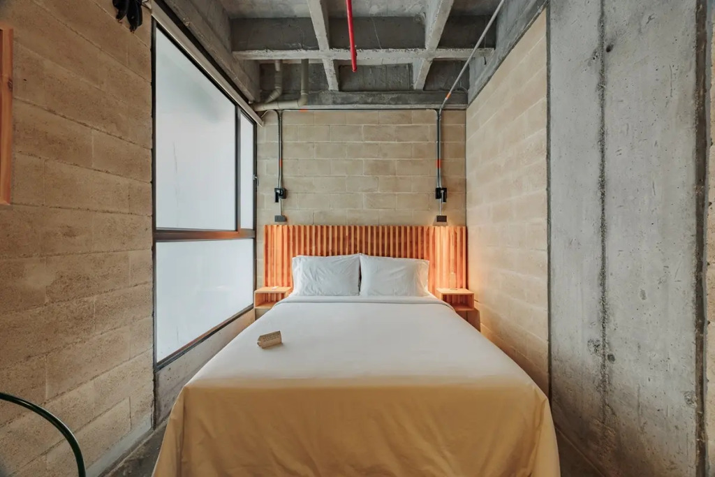 The Somos S Hotel