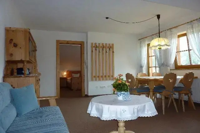 Tratlhof