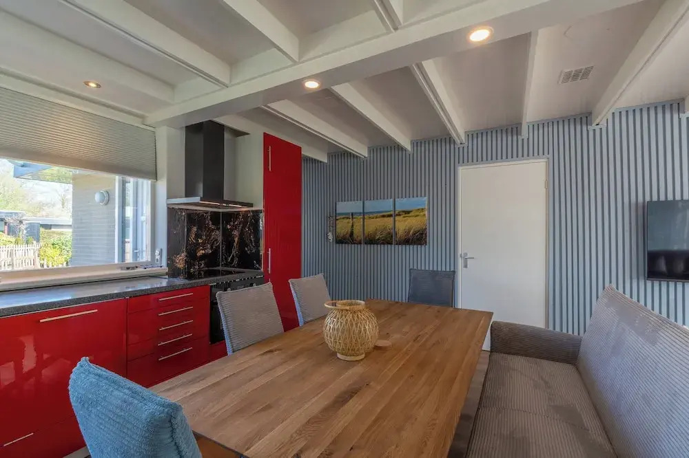 Modern Home Near Beach