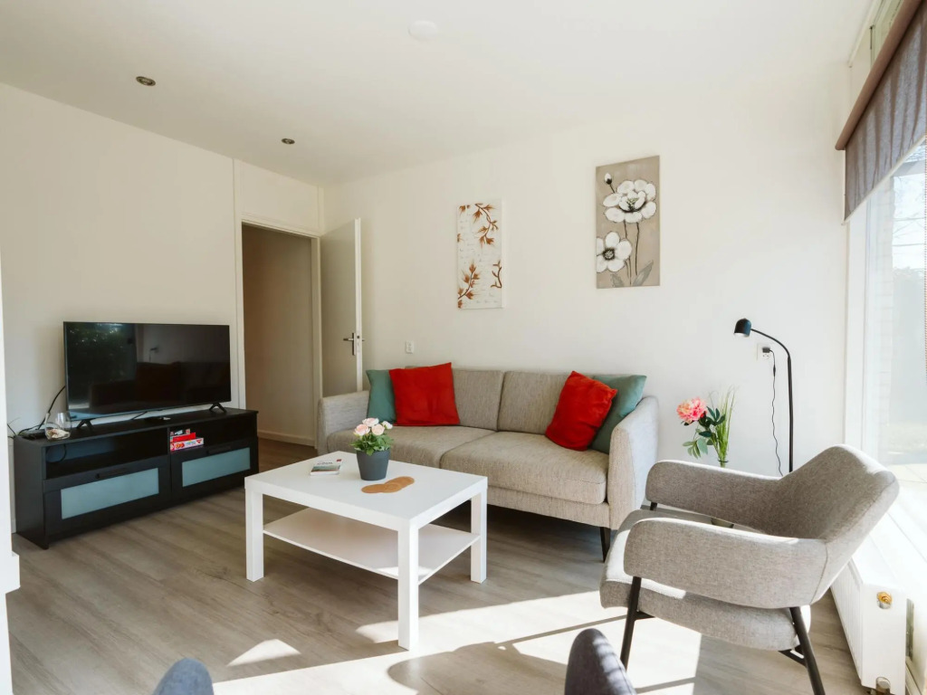 beautiful spacious and bright holiday home for 4 people