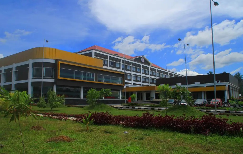 Sutan Raja Hotel & Convention Centre Kotamobagu