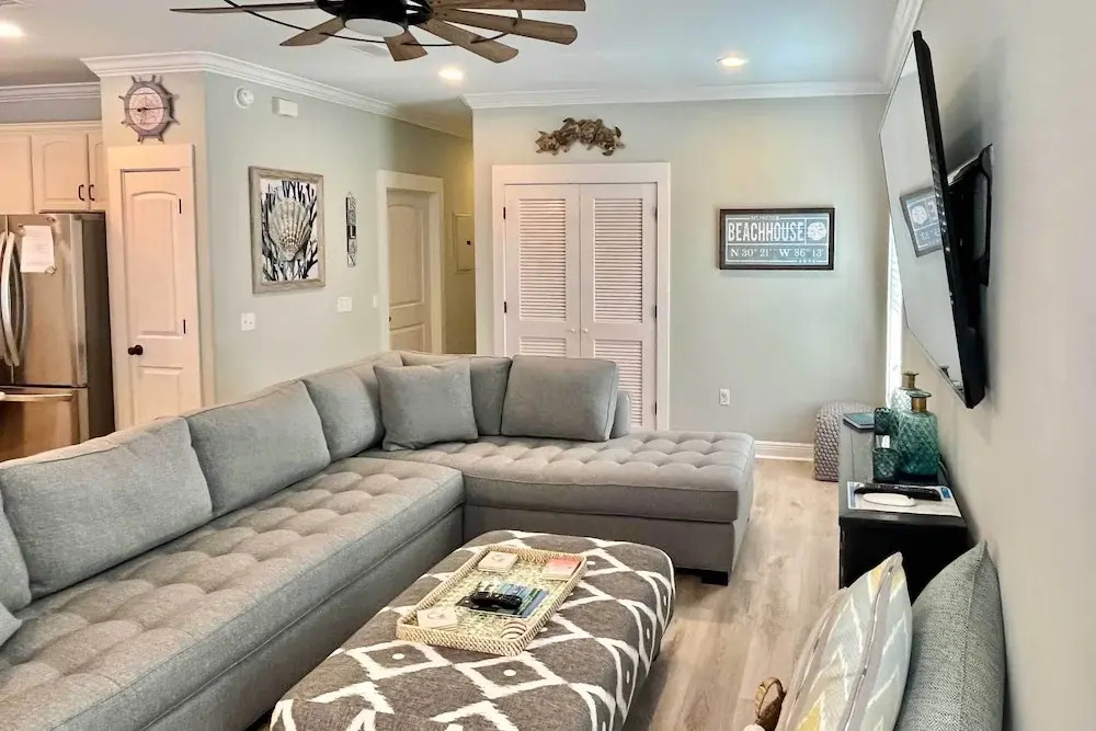Santa Rosa Home w/ Pool Access - Half Mi to Beach!