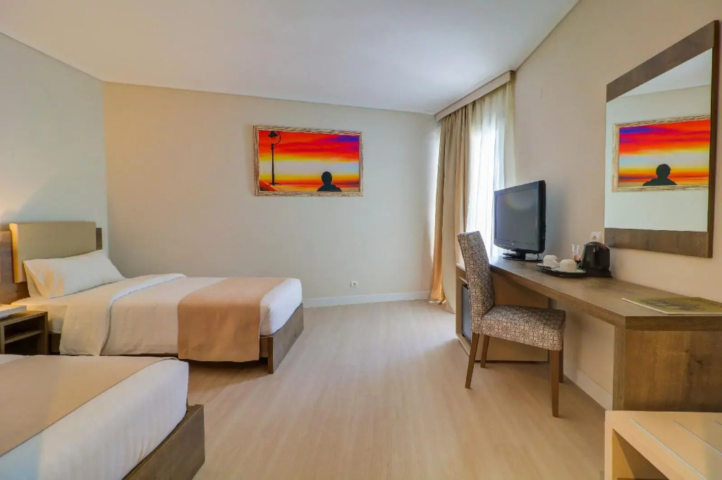 Palace Hotel Athens Riviera