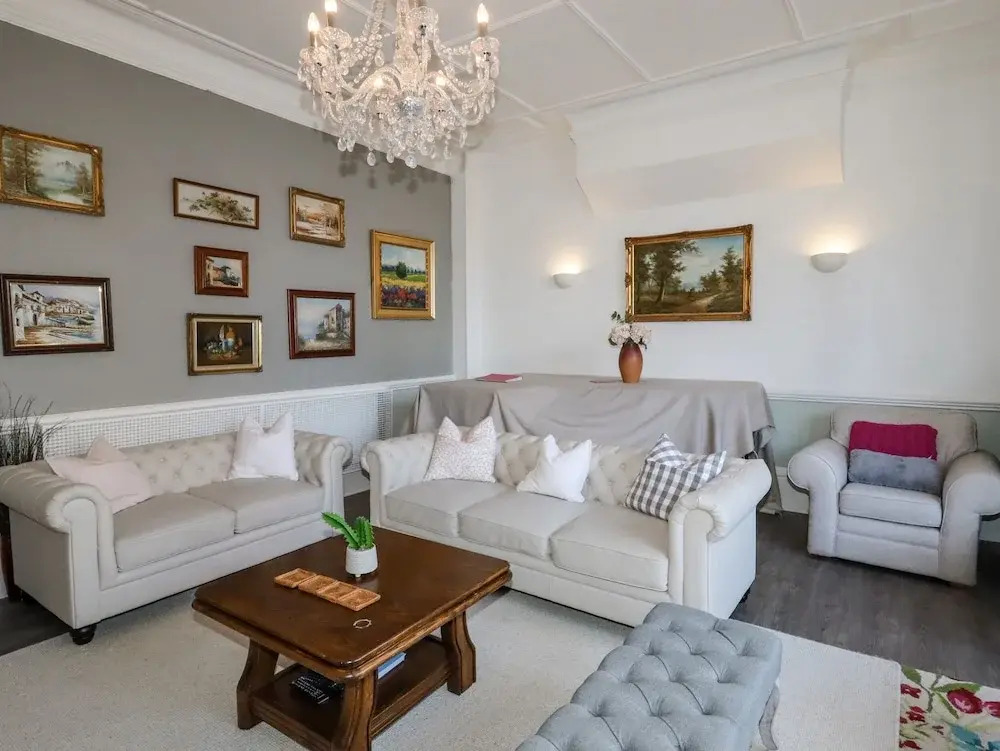 112 Balmoral Road