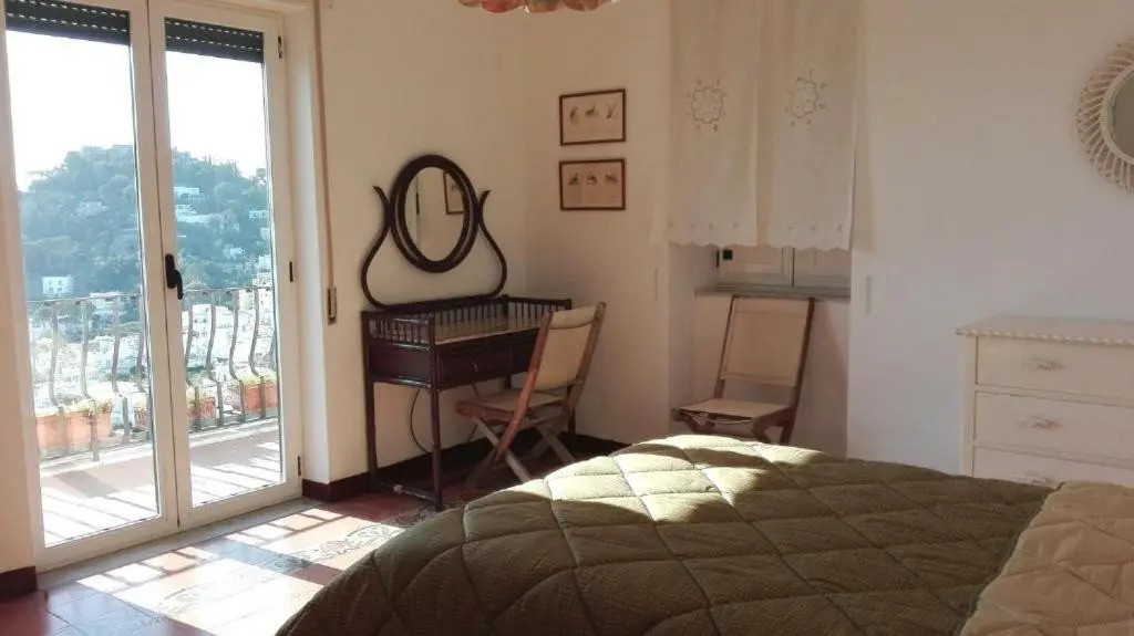 Sunshine Apartment