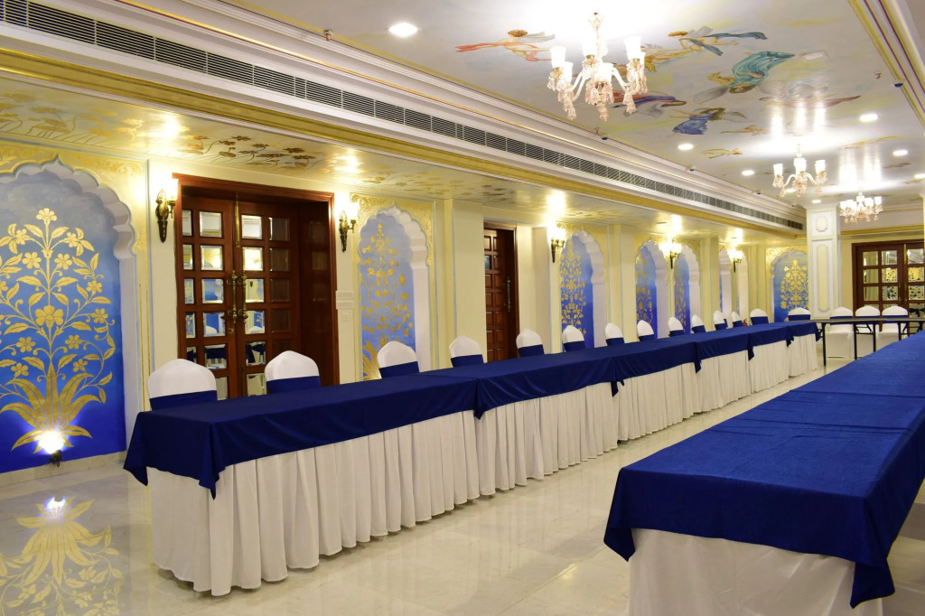 Umaid Haveli-A Heritage Style Hotel & Resort