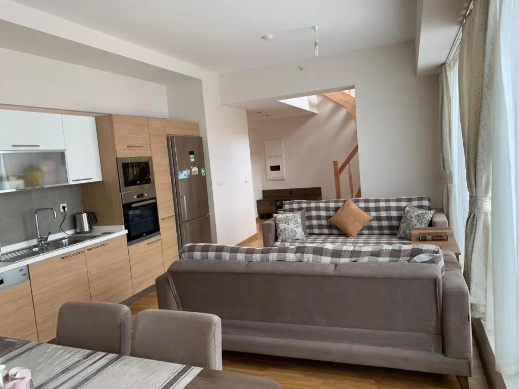 Koza Park - Luxurious Two Bedroom Duplex Apartment near Akbati mall and Istanbul Tennis Academy