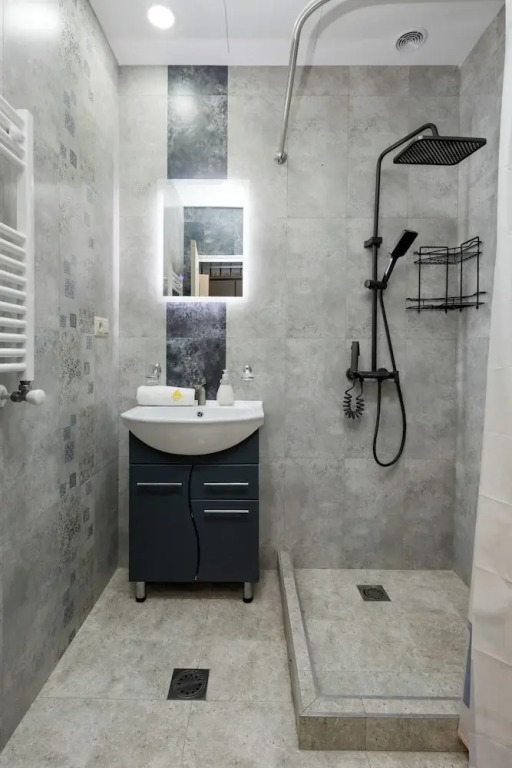 Apartment by Luxe Group XO222
