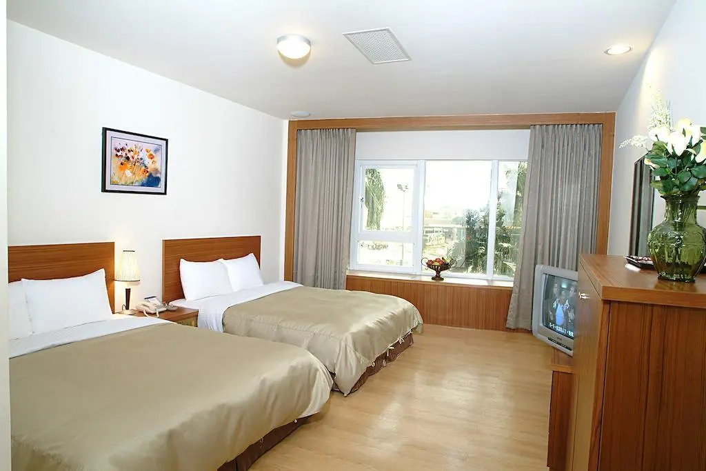 Takatama Hotel