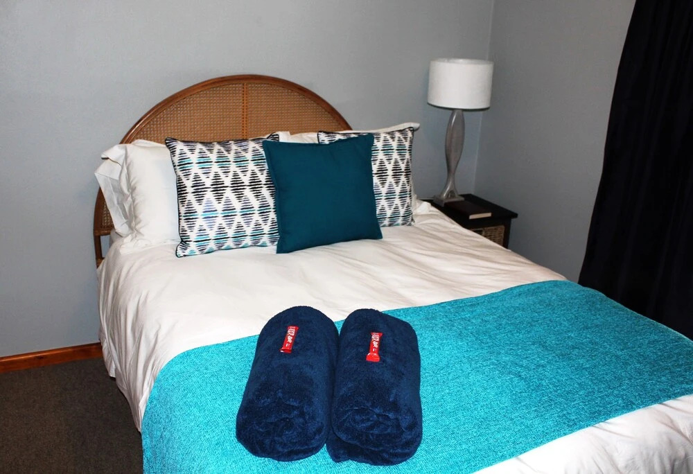 6 Breezer Self Catering