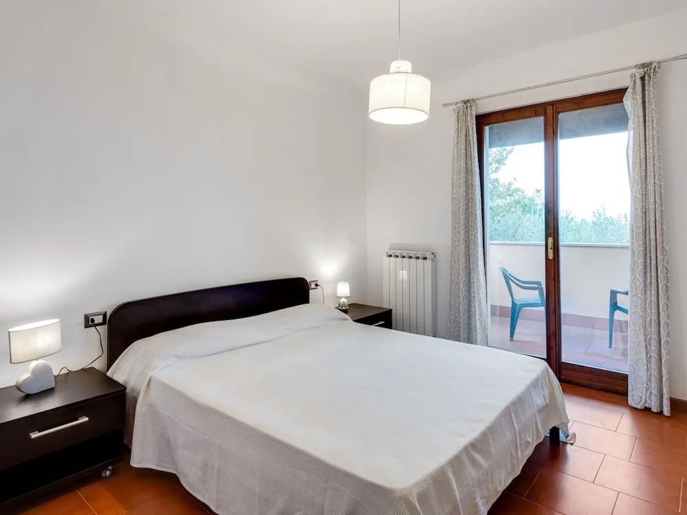 Beautiful Apartment With Scenery Near Lake Garda