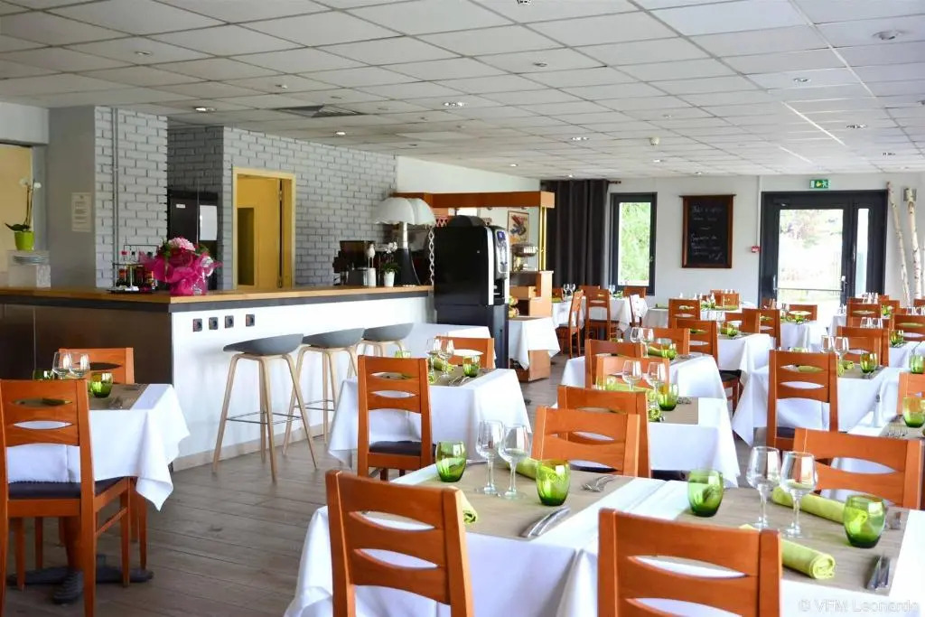 Logis - Hôtel & Restaurant des Lacs Paris Sud
