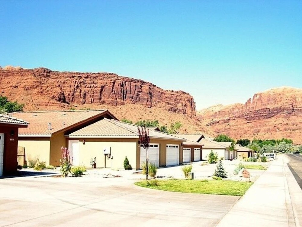 Portal View ~ Cottonwoods 401 3 Bedroom Home
